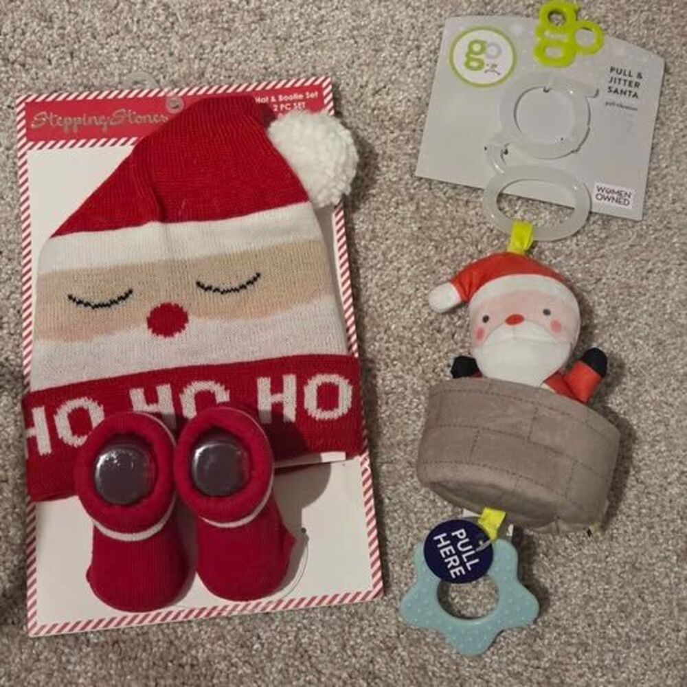 Baby holiday hat & bootie set, santa toy - Picture 1 of 6